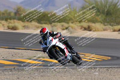 media/Oct-08-2022-SoCal Trackdays (Sat) [[1fc3beec89]]/Turn 10 (945am)/